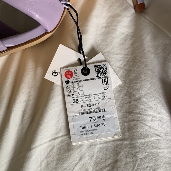 Purple Puffer Cloud Heels - Picture 6 of 6